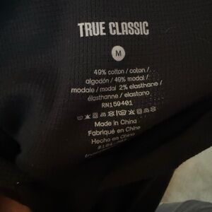 Black True Classic Waffle Texture Hoodie. Size Medium